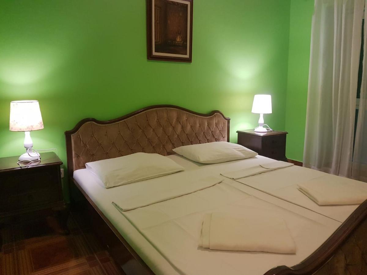 Hotel Palace Vrkljan Karlobag Εξωτερικό φωτογραφία